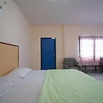 Oyo 1004 Naklua Mansion