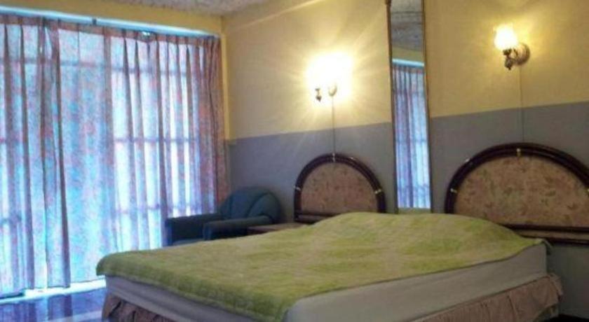 Oyo 1004 Naklua Mansion Hotel 2*